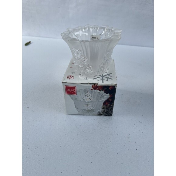 NIB MIKASA Winter Dreams 3" Christmas Glass Votive Tealight Candle Holder - Picture 1 of 2